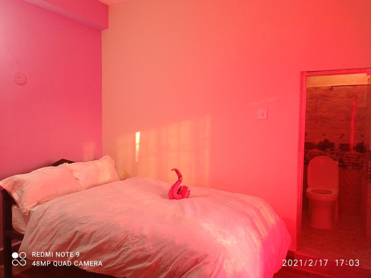 Hotel National Park Sauraha- Homely Stay And Peaceful Location With Jungle Safari Arrangements Exterior foto